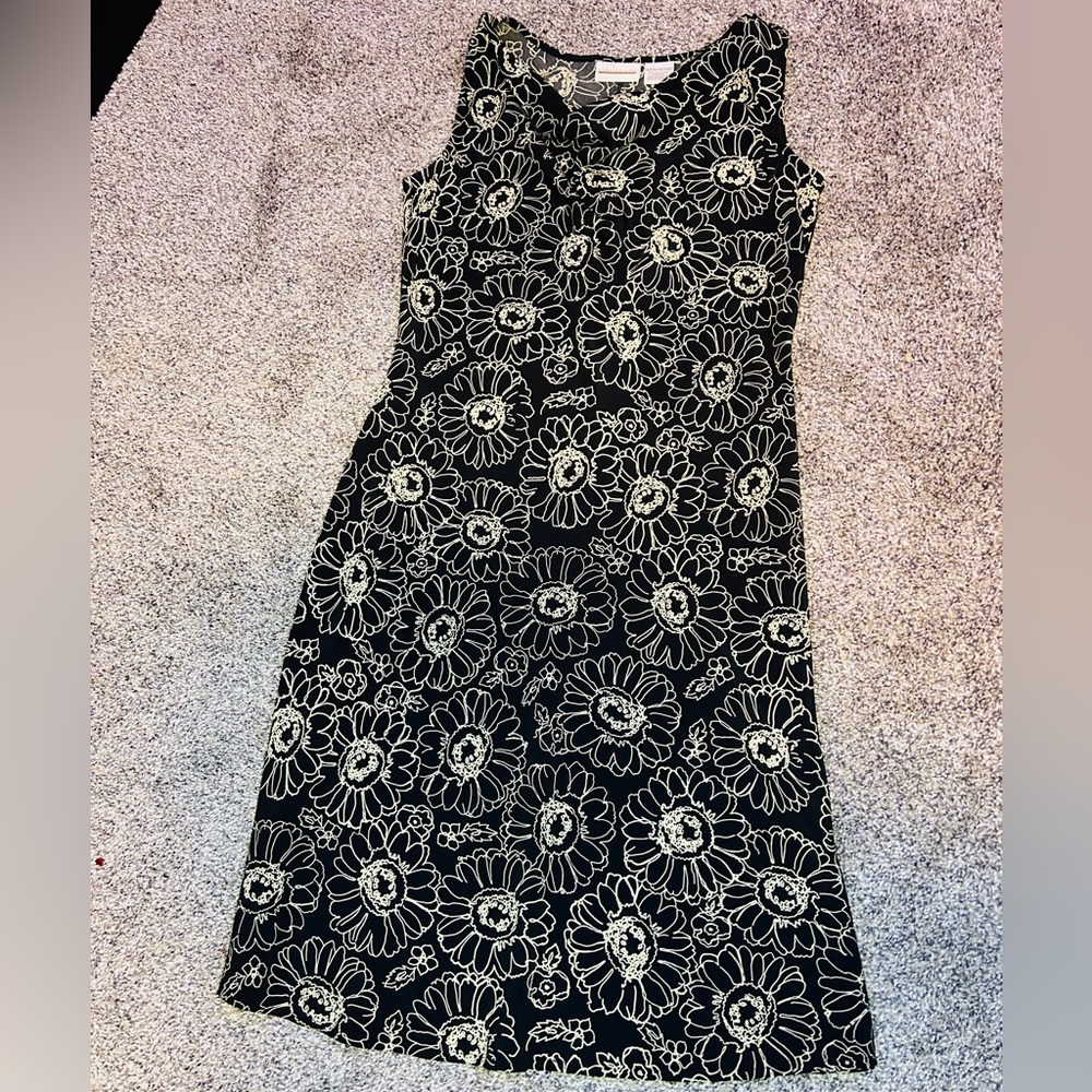 Women’s Black Dress w/Cream Floral Medium Expressions